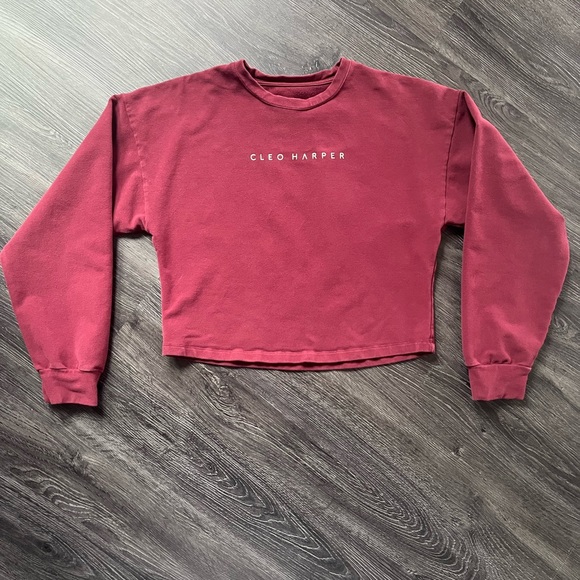 Tops - Cleo Harper Classic Sweatshirt